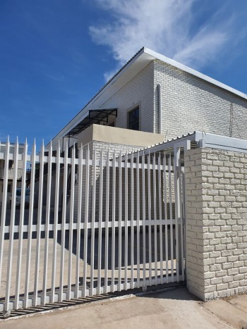 Sekela Mpekula produces clay brick that has strength, quality and visual appeal.